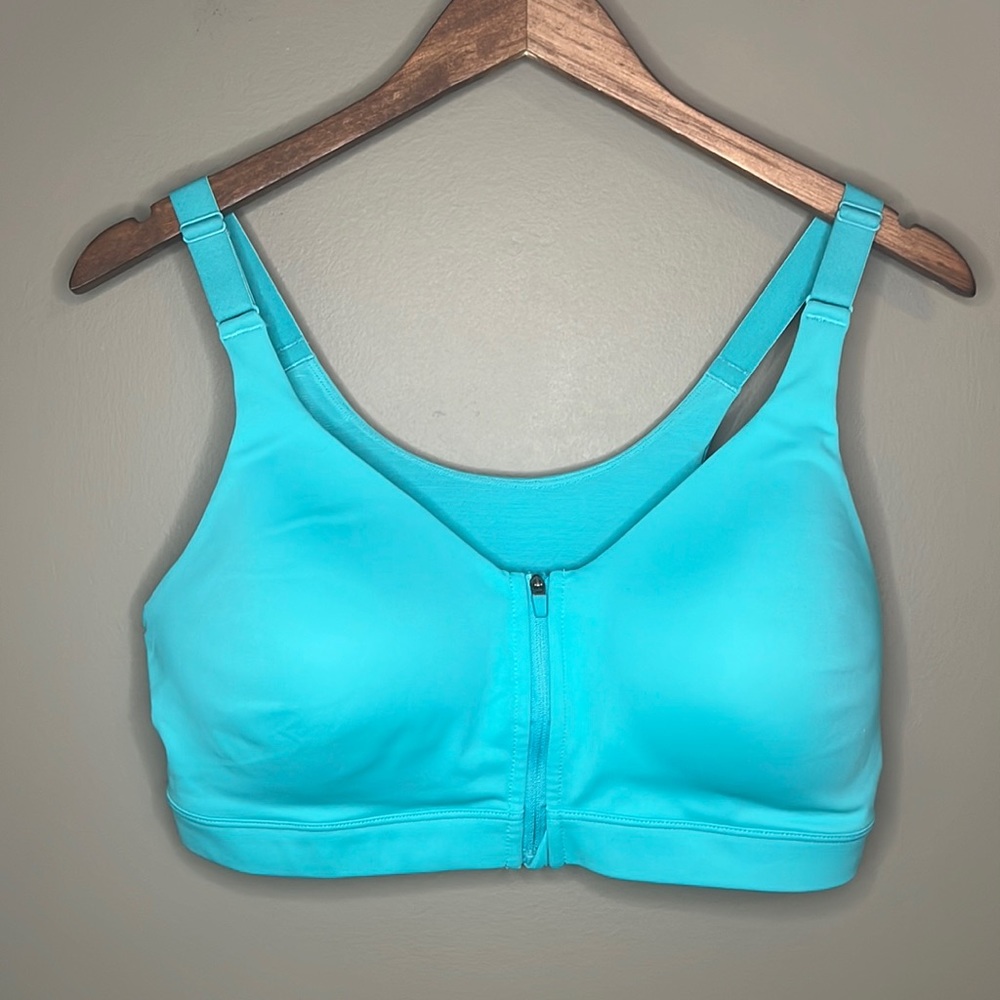 Old navy front zip sports bra